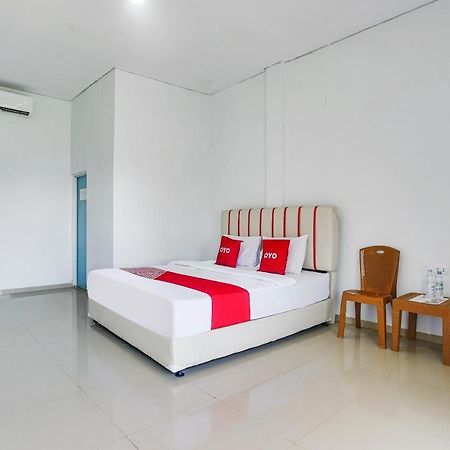 Oyo 2246 Anjung Bang Oking Hotel & Resort Pasarpulaupisang Ngoại thất bức ảnh
