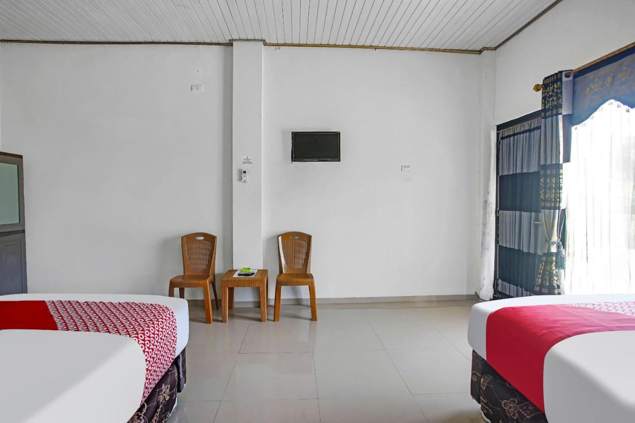 Oyo 2246 Anjung Bang Oking Hotel & Resort Pasarpulaupisang Ngoại thất bức ảnh