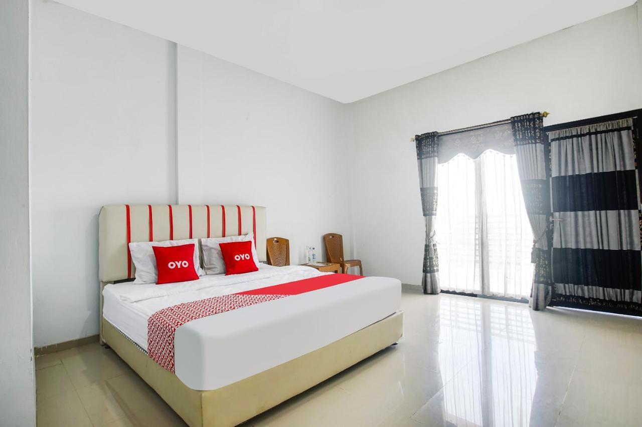 Oyo 2246 Anjung Bang Oking Hotel & Resort Pasarpulaupisang Ngoại thất bức ảnh